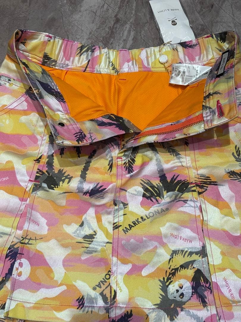 新品未使用品 マークアンドロナ ハワイ限定 インナー付きスカート