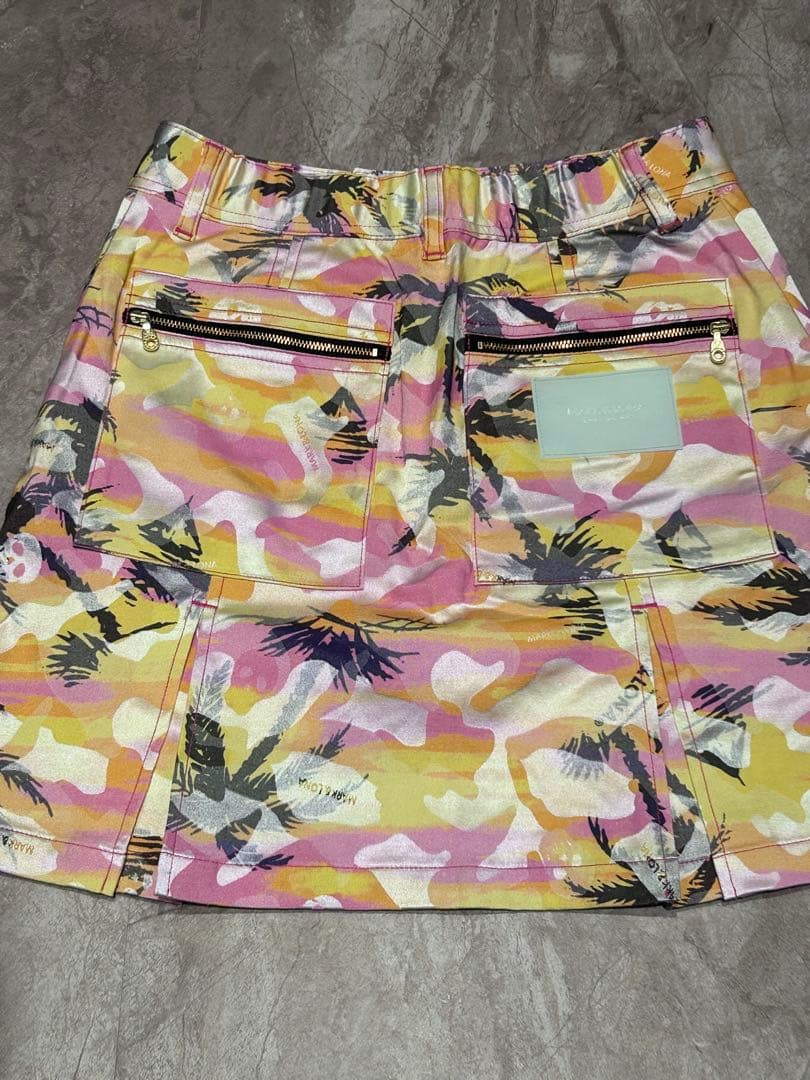 新品未使用品 マークアンドロナ ハワイ限定 インナー付きスカート