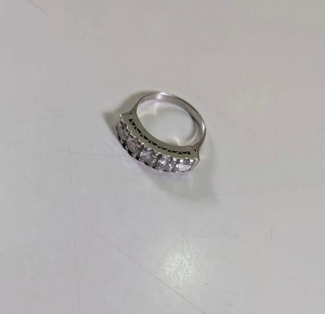 【国内鑑定済み】指輪　ヴィンテージ　ダイヤモンド　プラチナ　113