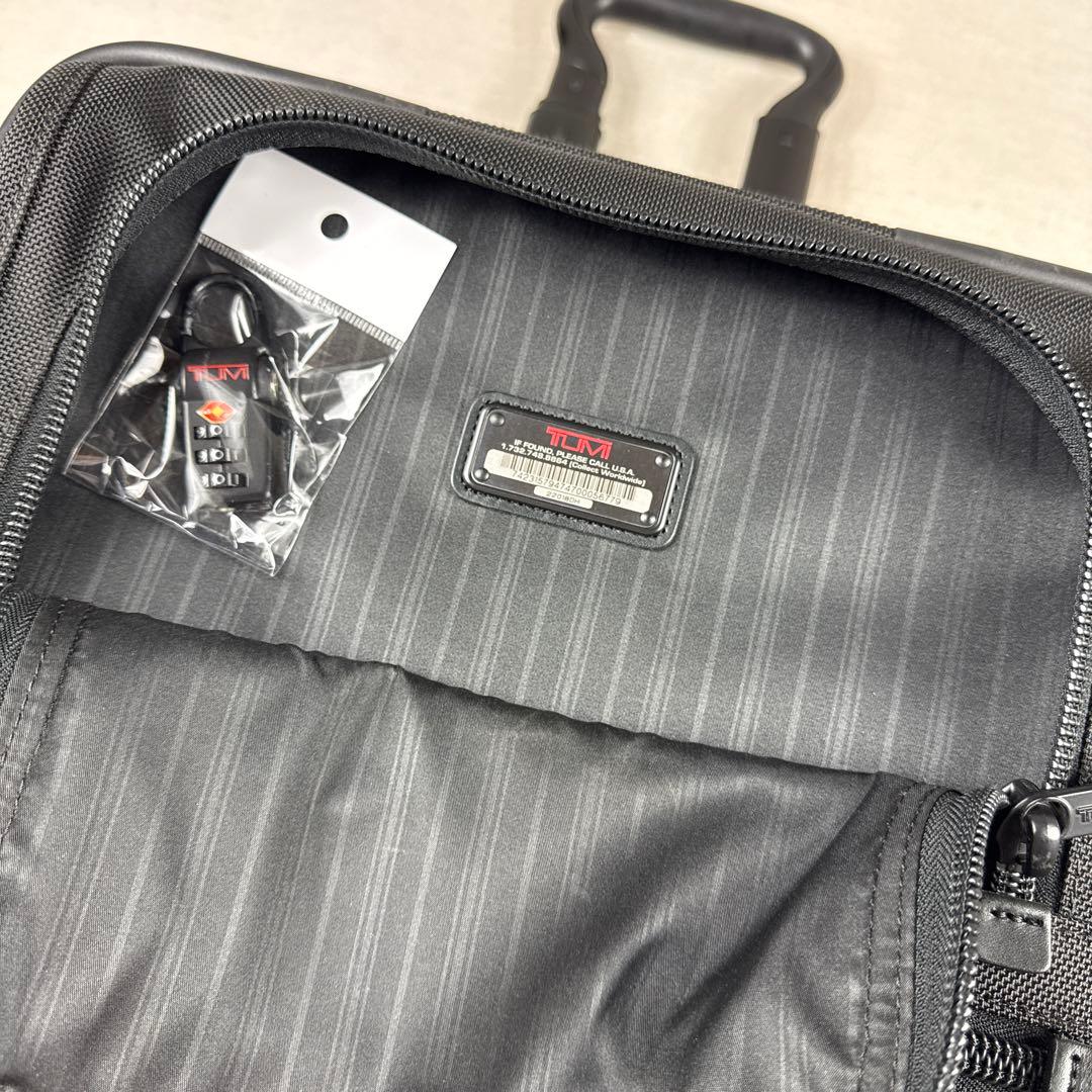 廃盤 TUMI キャリーケース 22018DH ナイロン ブラック 機内持ち込み