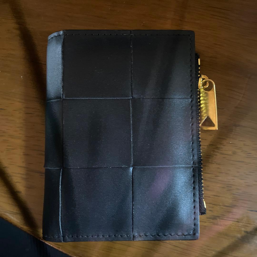 ボッテガヴェネタ　ブラックレザー二つ折り財布