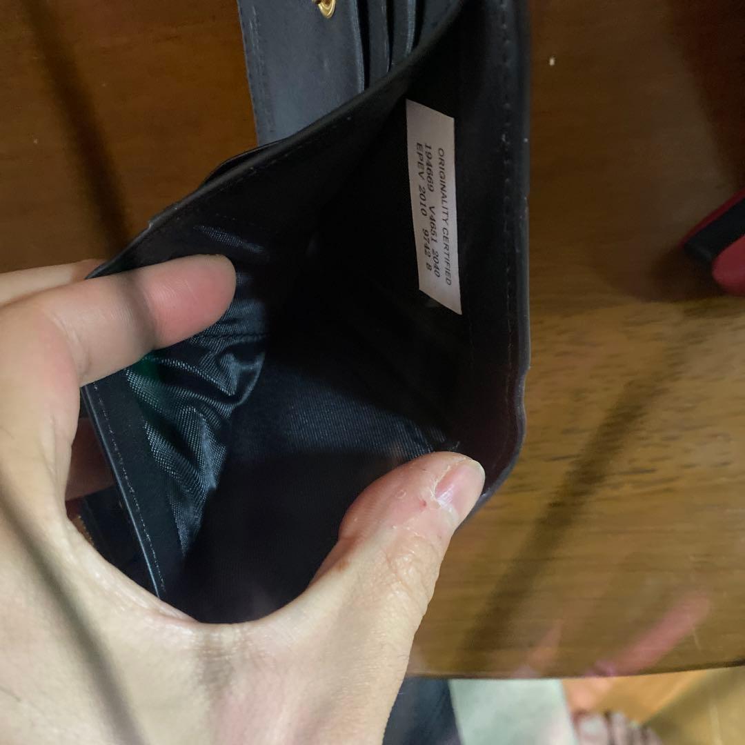 ボッテガヴェネタ　ブラックレザー二つ折り財布