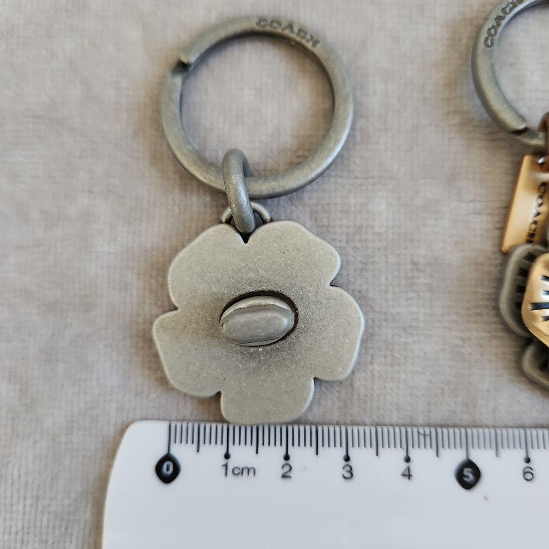 COACHコーチ　ティーローズチャーム キーリング　キーホルダー　2WAY