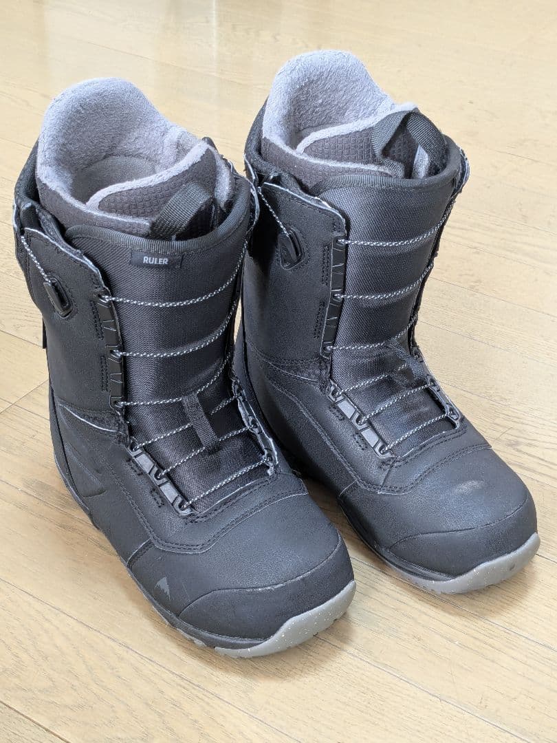 美品　Burton Ruler　アジアンフィット　26.5cm