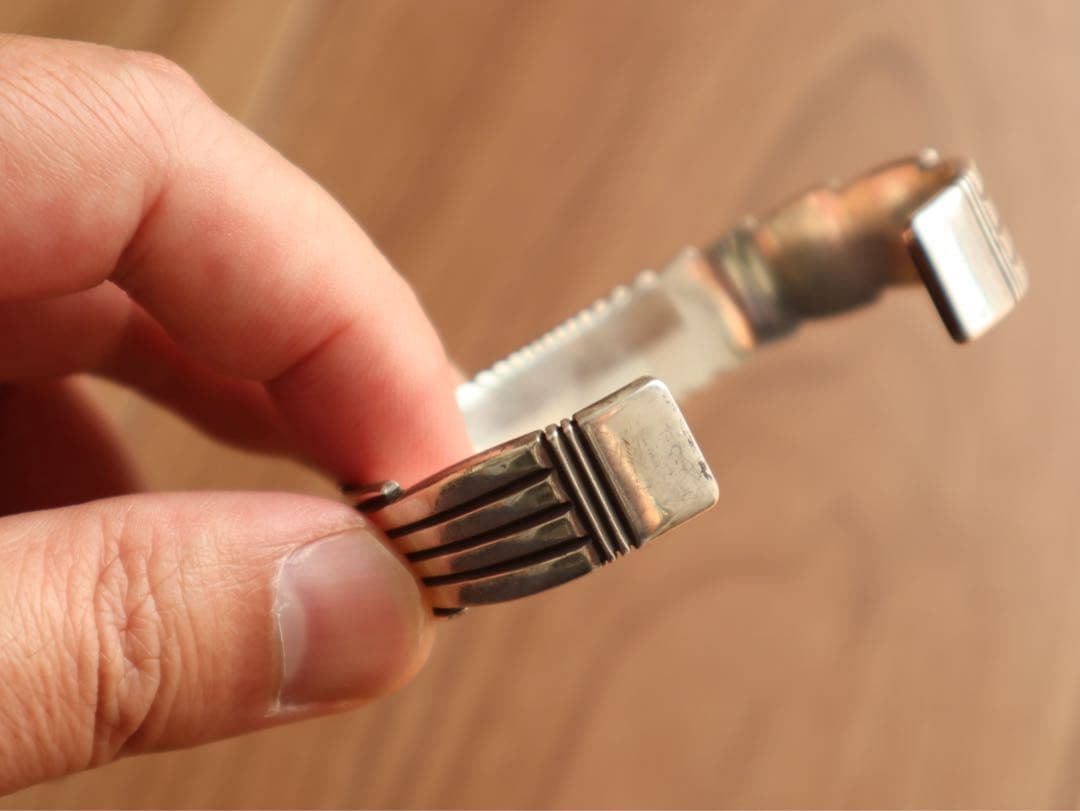 【たーみ】パトリシアべトニー　サンバーストバングル