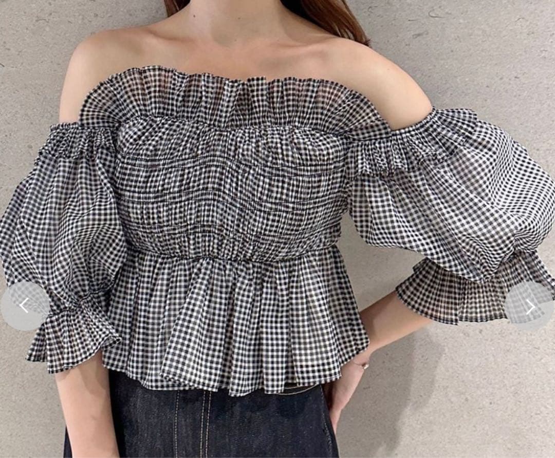 SNIDEL オフショルブラウス