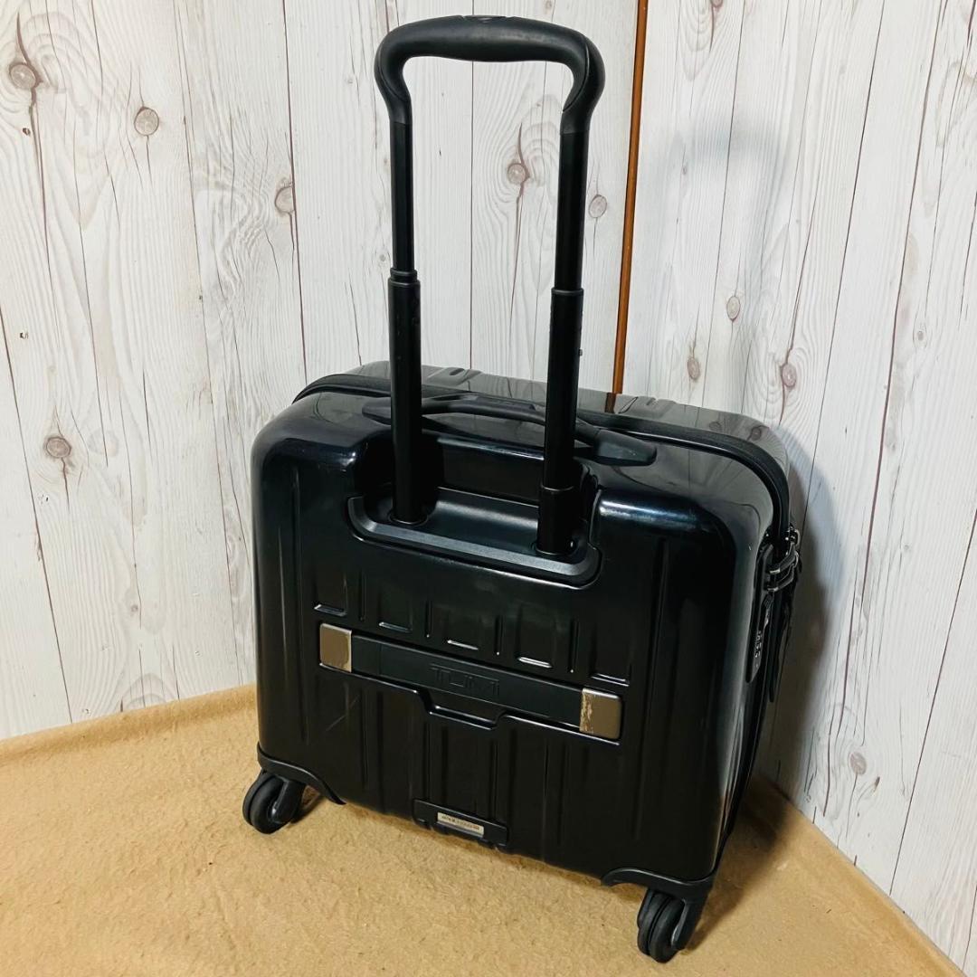 【希少】TUMI スーツケース 228004D V3 ブラック4輪 機内持込可能