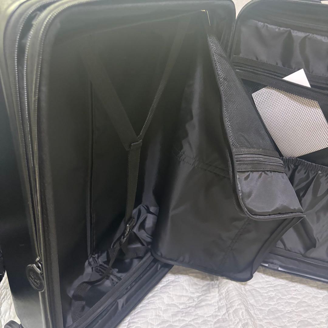 【非売品 美品】ティンバーランド キャリー アルミ ブラック　4輪　ＴＳＡロック