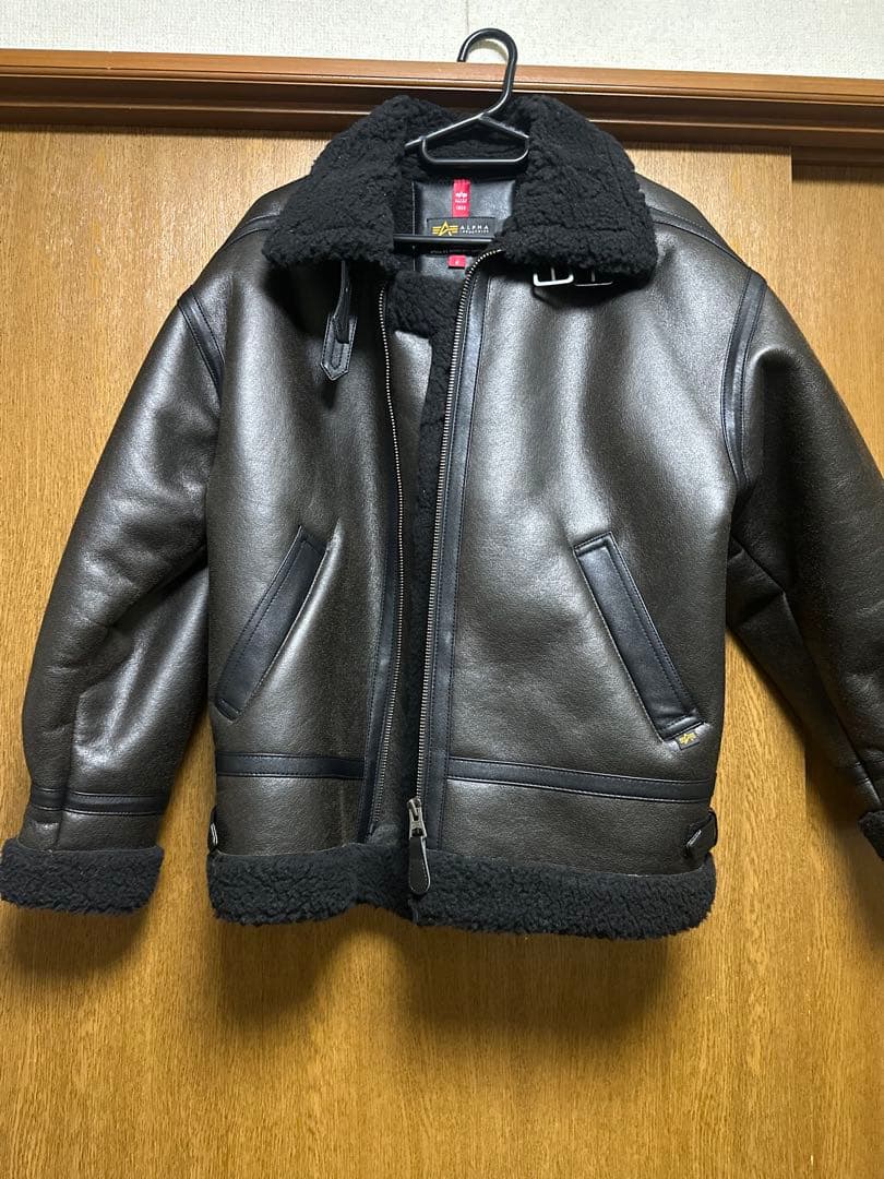 ALPHA INDUSTRIES B-3 フェイクムートンジャケット/ ブラウン