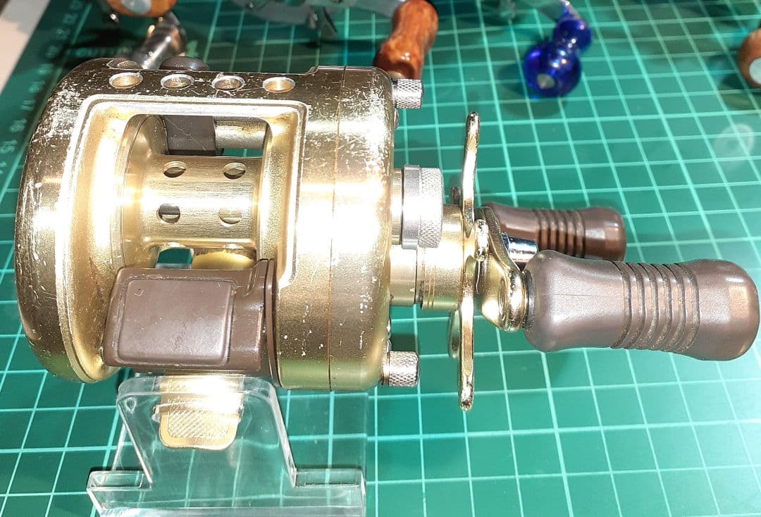 シマノ カルカッタ100XT