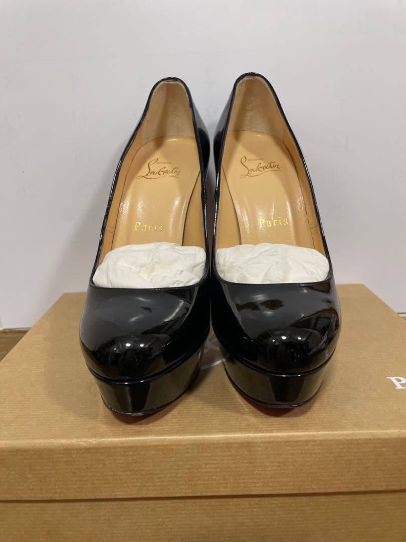 Christian Louboutin 黒　ハイヒール　37