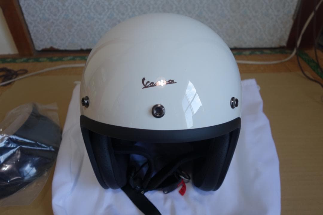 ベスパ　純正　ヘルメット　イノチェンツァホワイト　L　美品