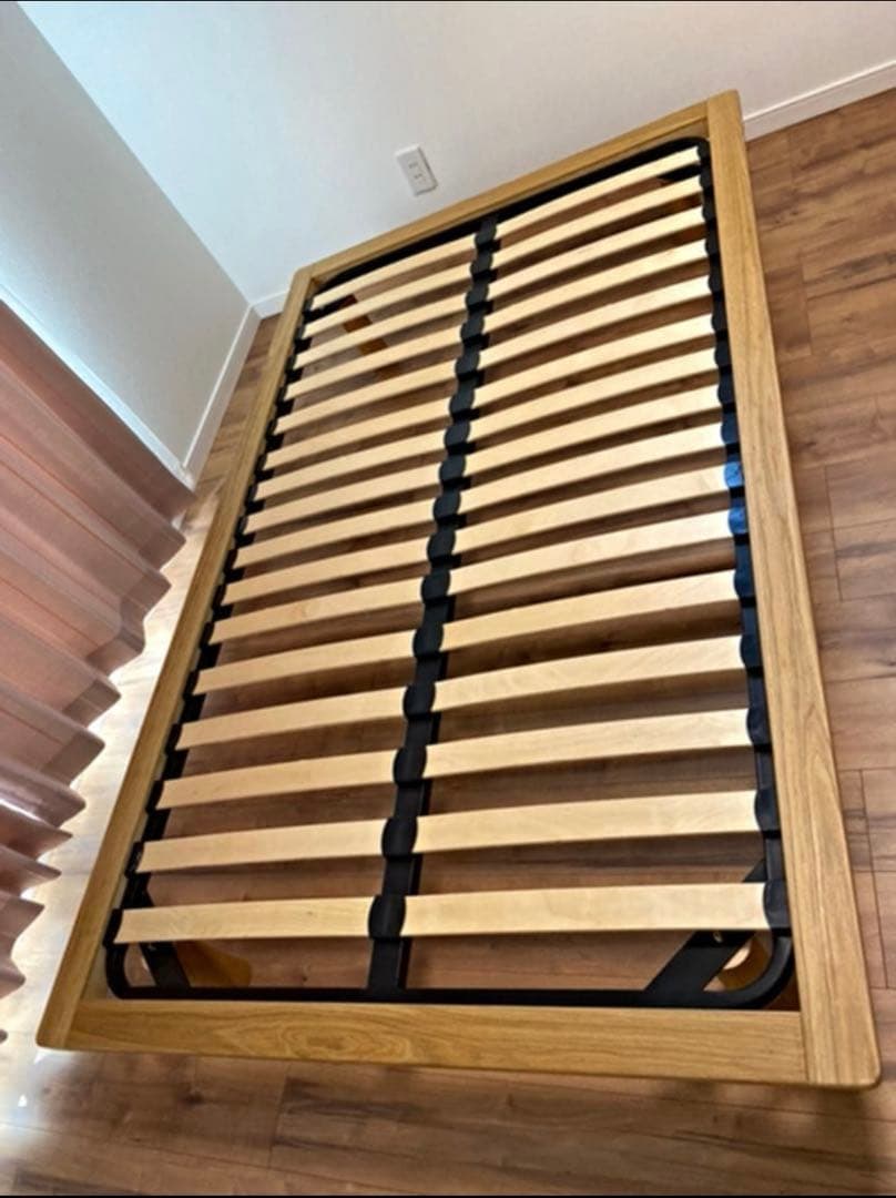 無印良品　セミダブル　オーク材ベッドフレーム