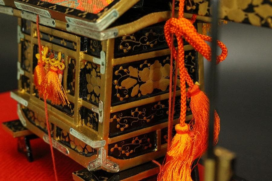 古い ミニチュア 雛道具 木製 蒔絵 牛車 駕籠 セット(ZE360)