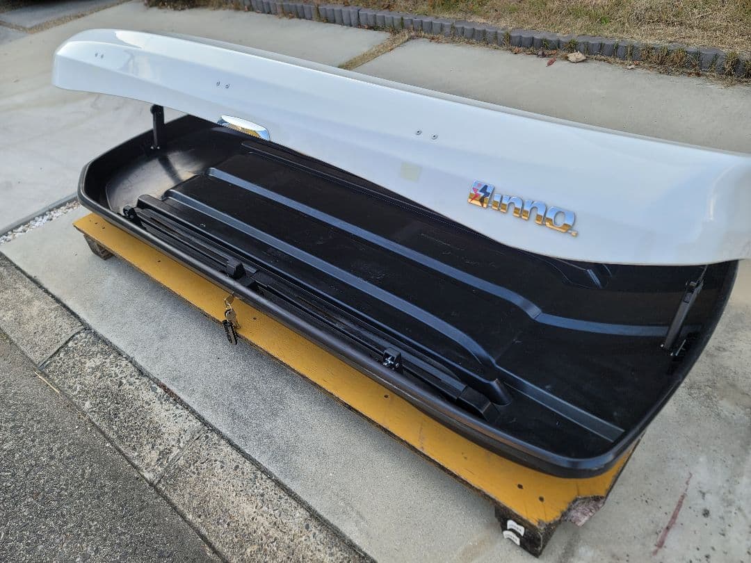 INNO WEDGE 660 BRS660WH ルーフボックス