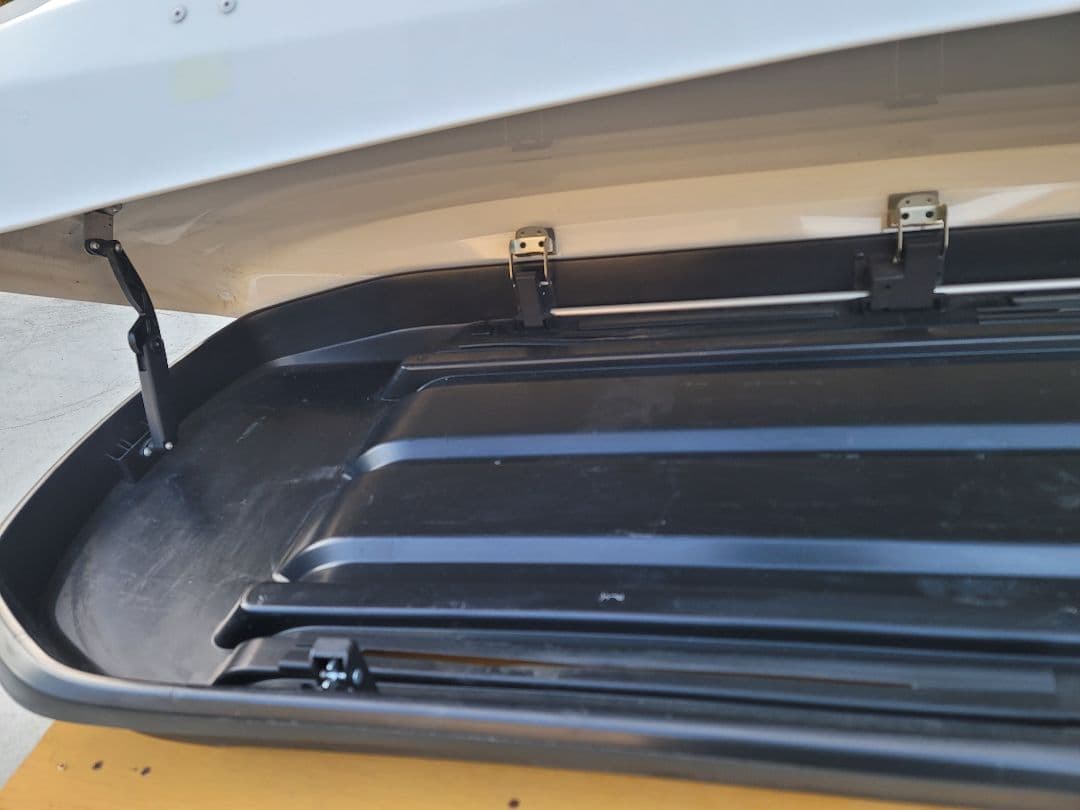 INNO WEDGE 660 BRS660WH ルーフボックス