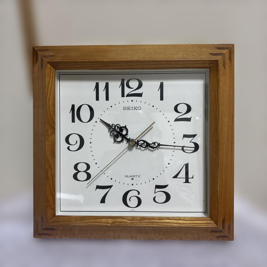 SEIKO 木製掛時計 QA-458Bピラミッド形 クォーツ日本製