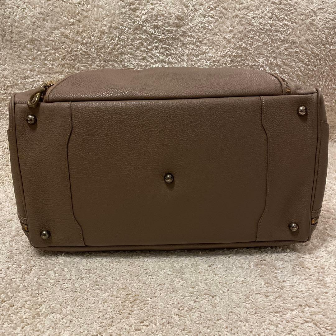 Magnu ボストンバック　Magnu美品 エルメスで使用されてる革