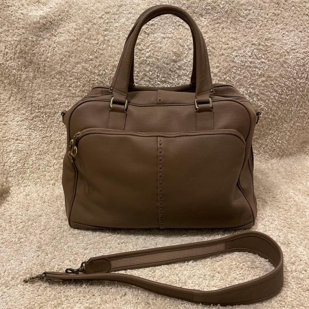 Magnu ボストンバック　Magnu美品 エルメスで使用されてる革