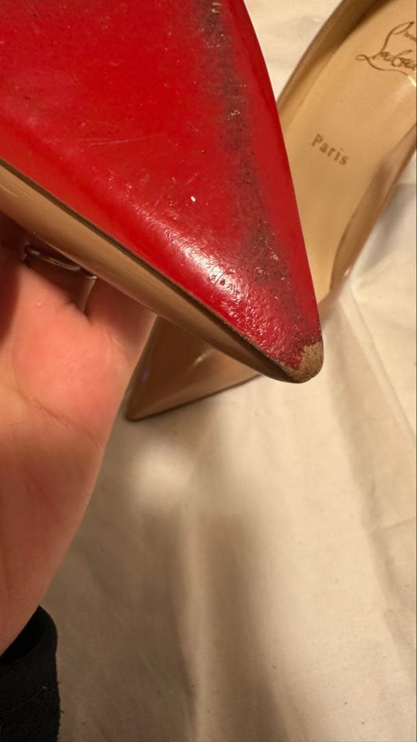 Christian Louboutin ルブタン kate ベージュ