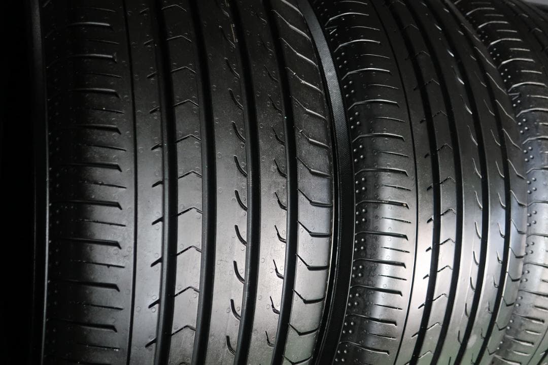 極上イボ付 22~23年製 215/55R17 ヨコハマ ブルーアース RV03