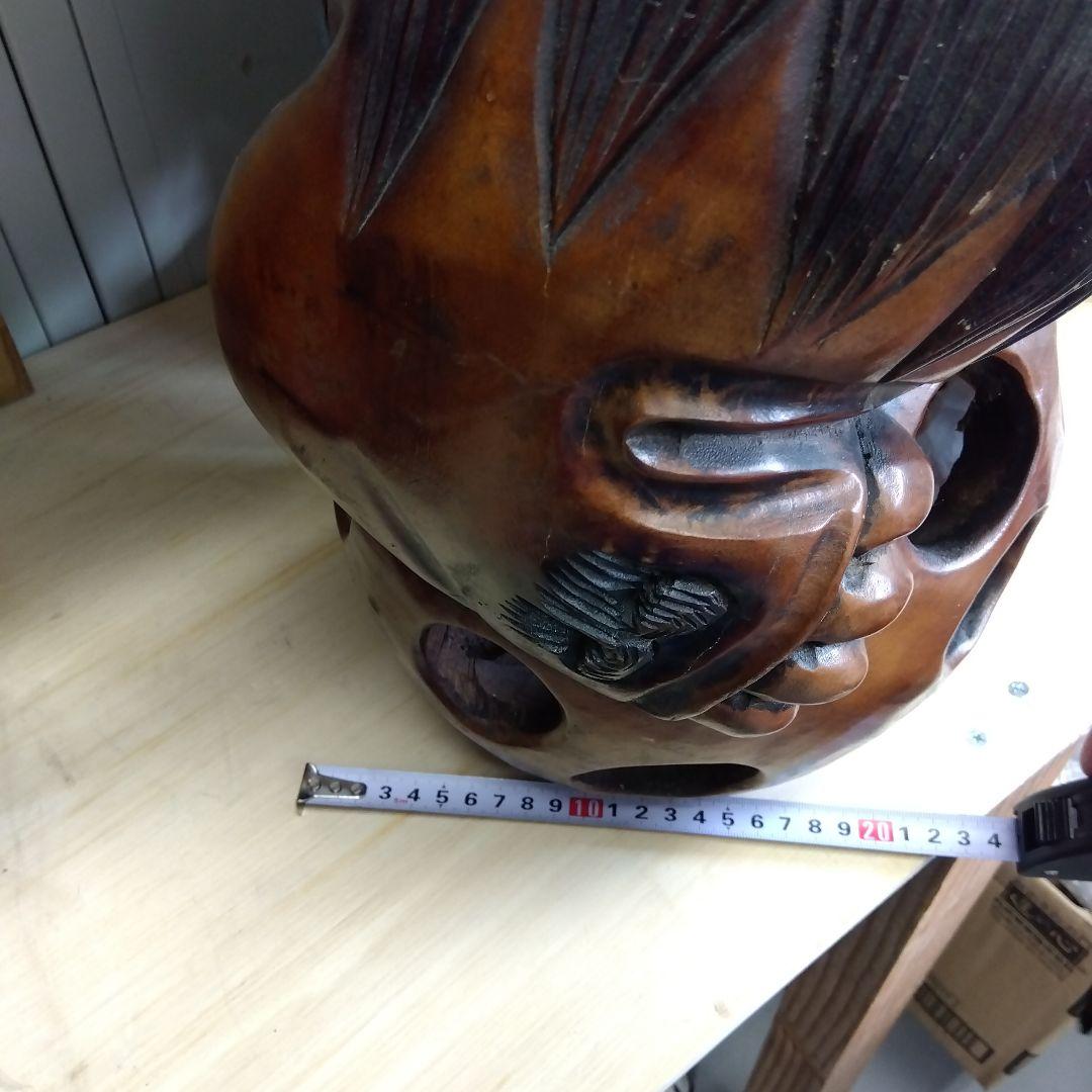 木製玉乗り獅子彫刻 　左玉乗り　②　厄除け
