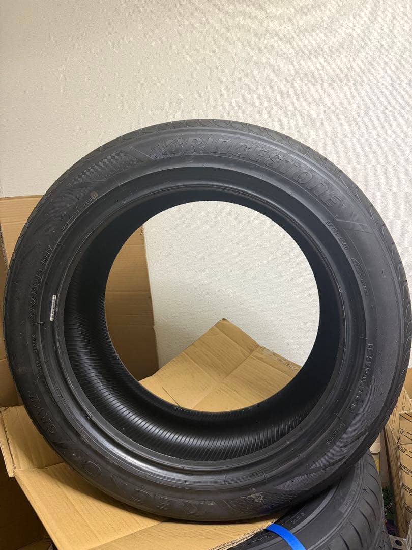 ブリヂストン REGNO GRV2 235/50R18