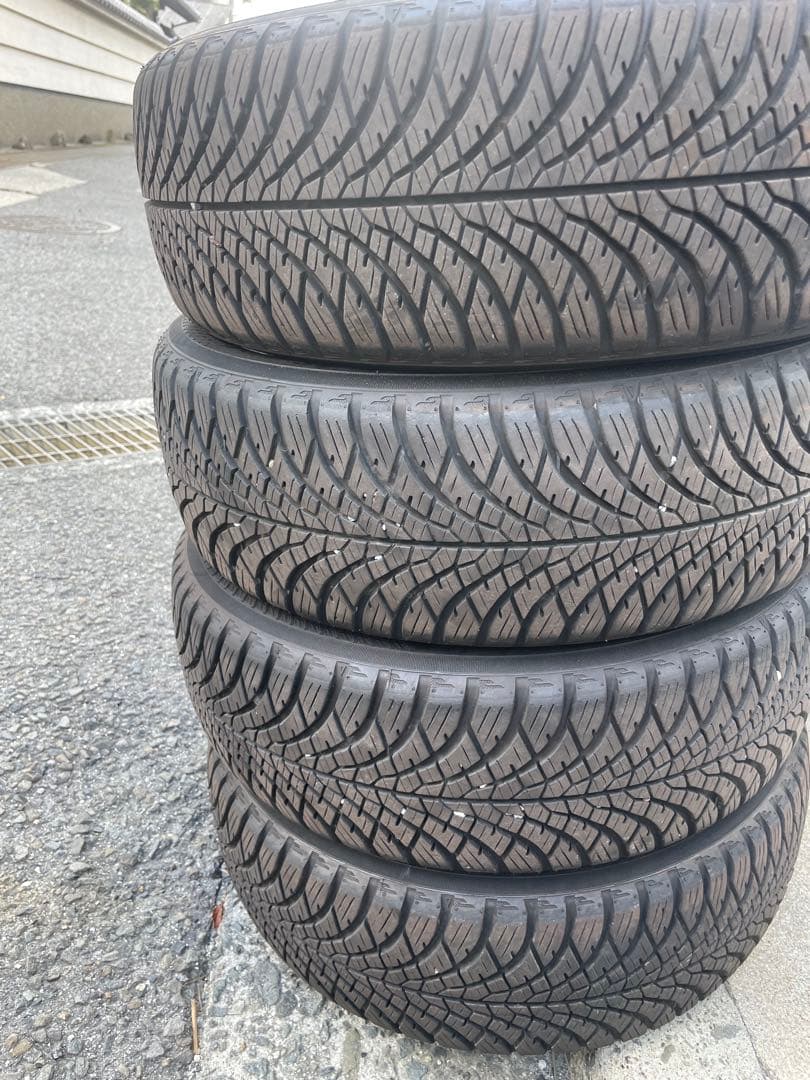 オールシーズンタイヤ ヨコハマBluEarth 4SAW21 165/55R15