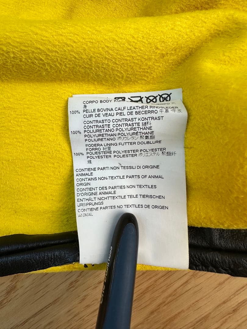 メゾンマルジェラ　レザーバッグ　ポーチ付き