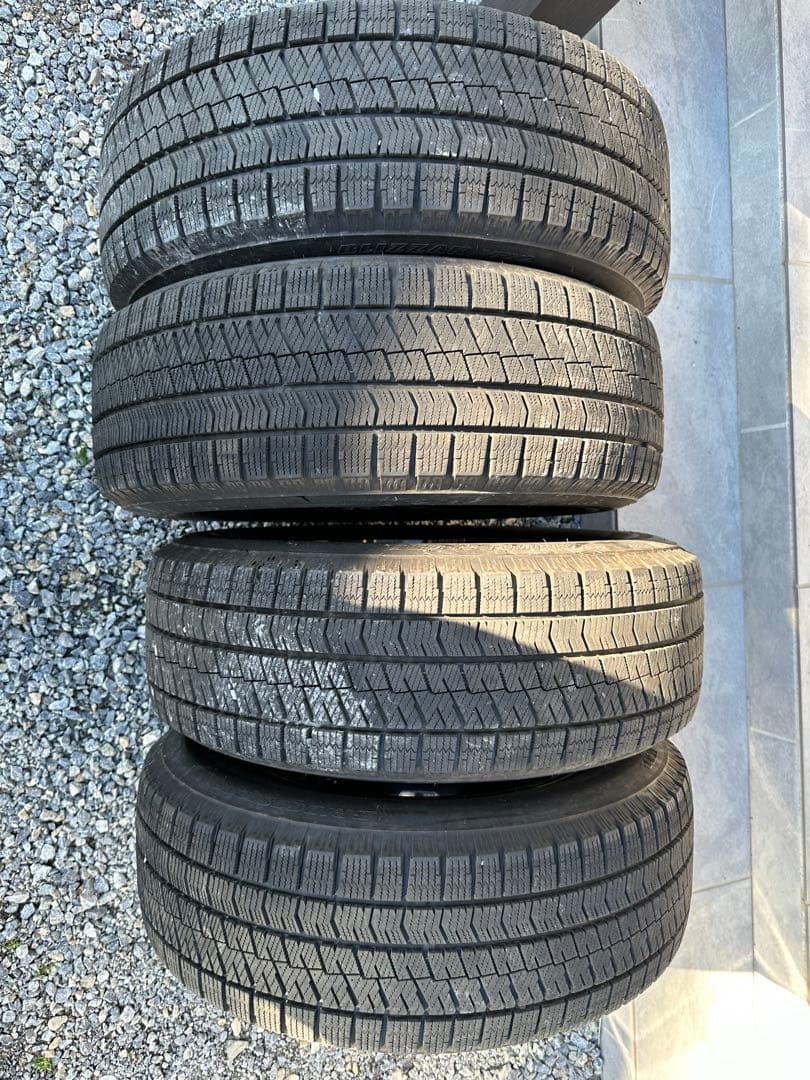 225/60/R17 スタッドレス　タイヤホイール4本セット　24年製　VRX2