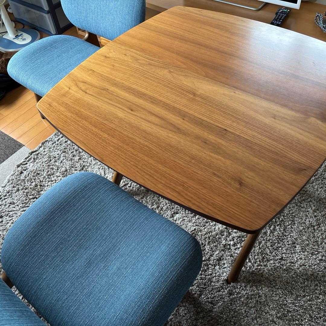 【東京都北区引取り限定】ニトリ ダイニングテーブル&イス　3点セット