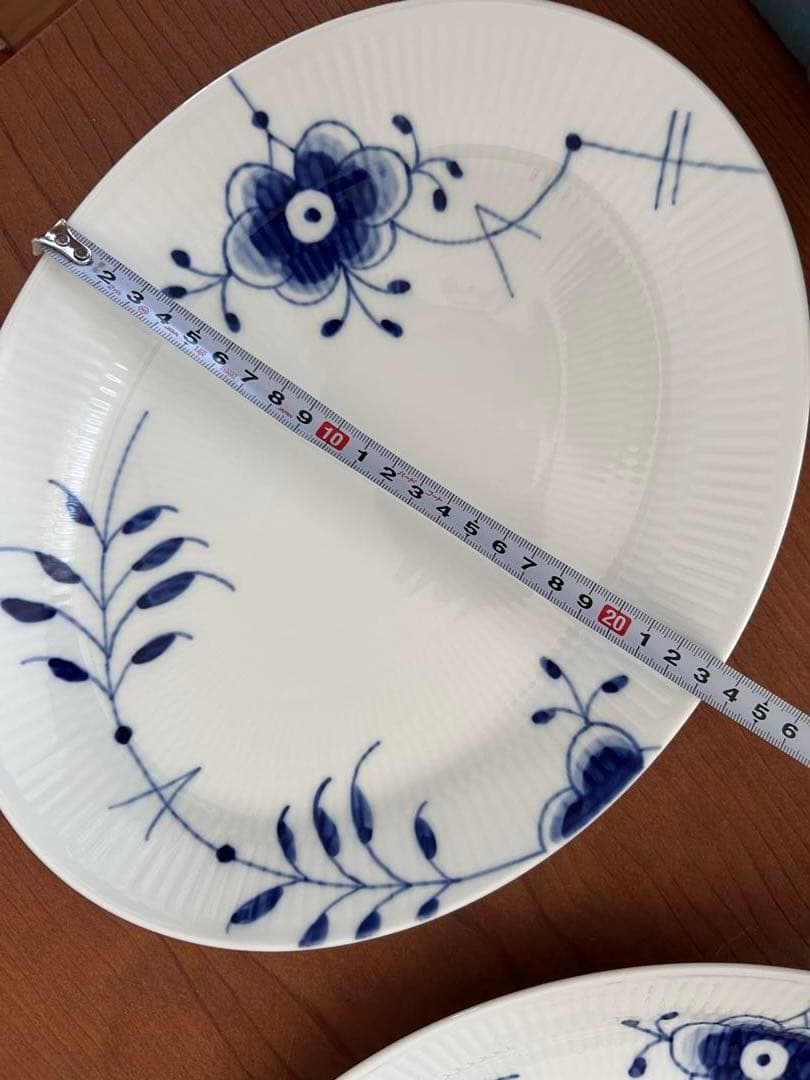 ブルーフルーテッド　メガ　オーバル　ディープ　2枚