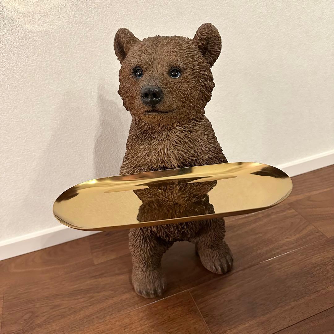 KARE クマのトレイ付き置物