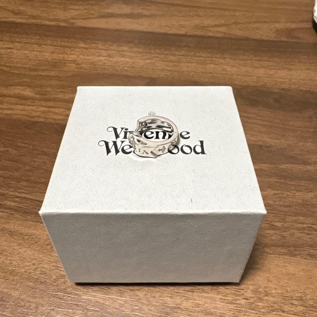 Vivienne Westwood シングルフープピアス