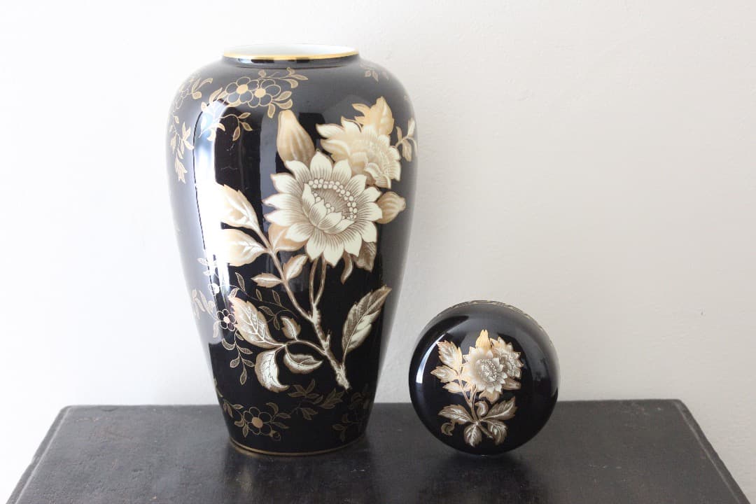 WEDG WOOD　トンキン　ブラック　ジンジャージャー・ポット　希少・廃盤