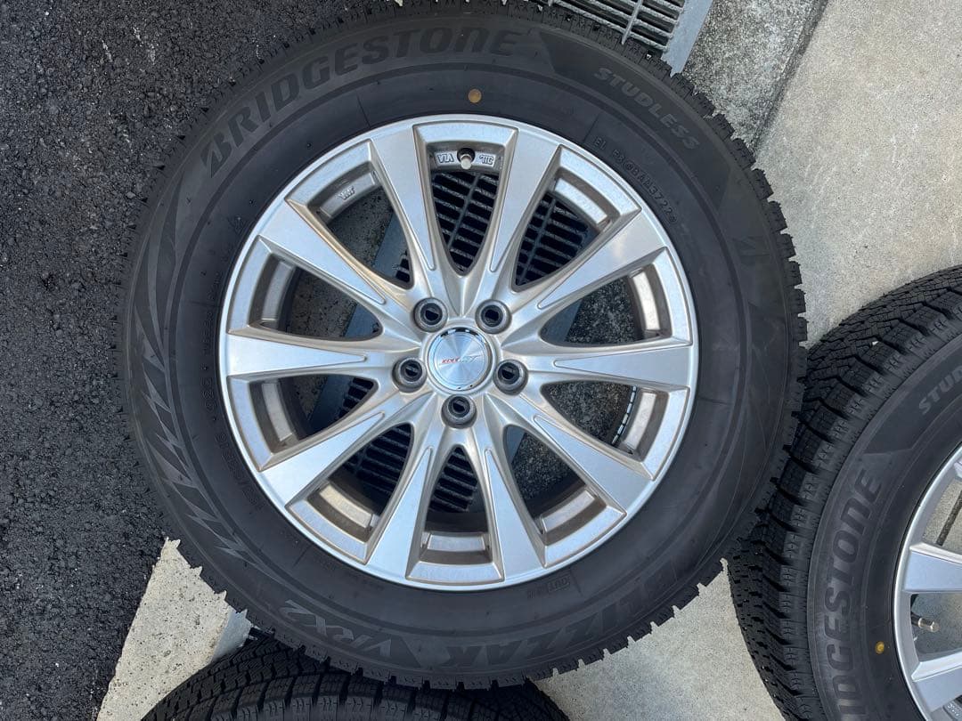 スタッドレス VRX2 195/65R16 ライズハイブリッド【2022年製】