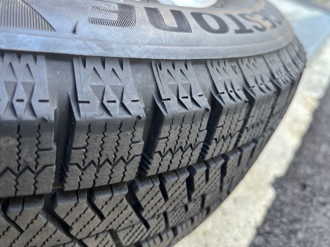 スタッドレス VRX2 195/65R16 ライズハイブリッド【2022年製】