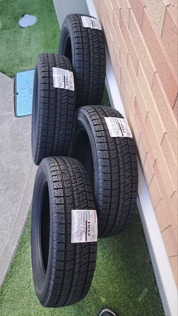 スタッドレスタイヤ　ブリジストン