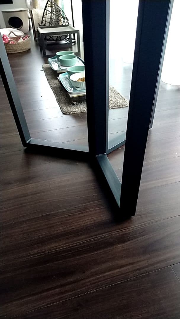 送料込(メルカリたのメル便)大理石風セラミック天板(円形)ラウンドテーブル