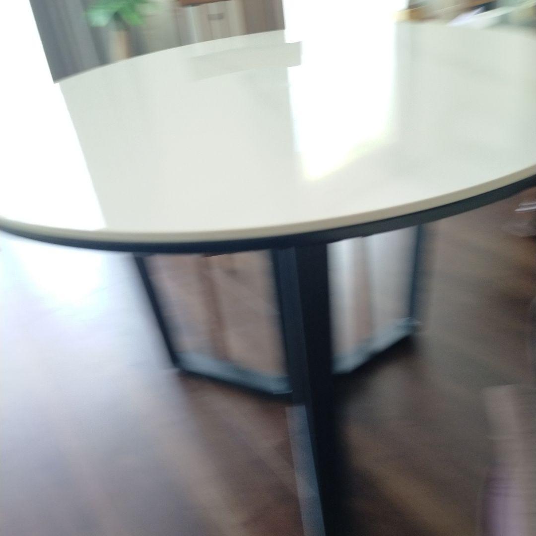 送料込(メルカリたのメル便)大理石風セラミック天板(円形)ラウンドテーブル