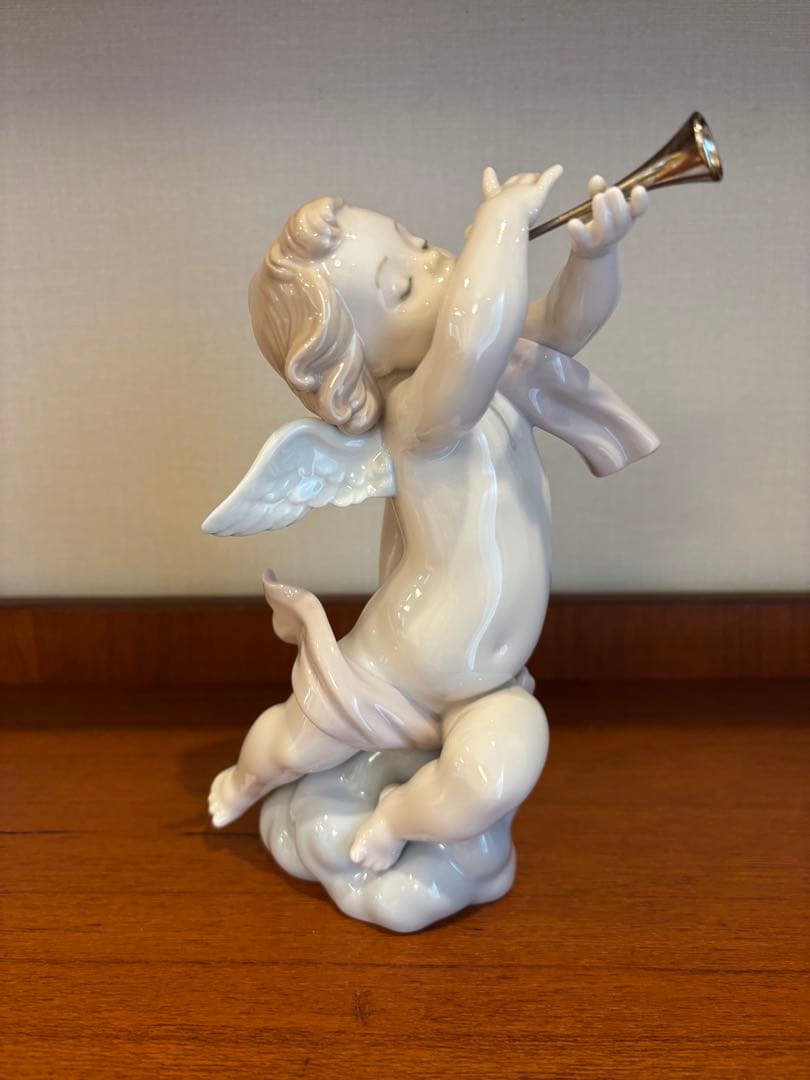 『絶版品』　リヤドロ　天使　天使像　専用箱付き　クリスマス　バレンタイン