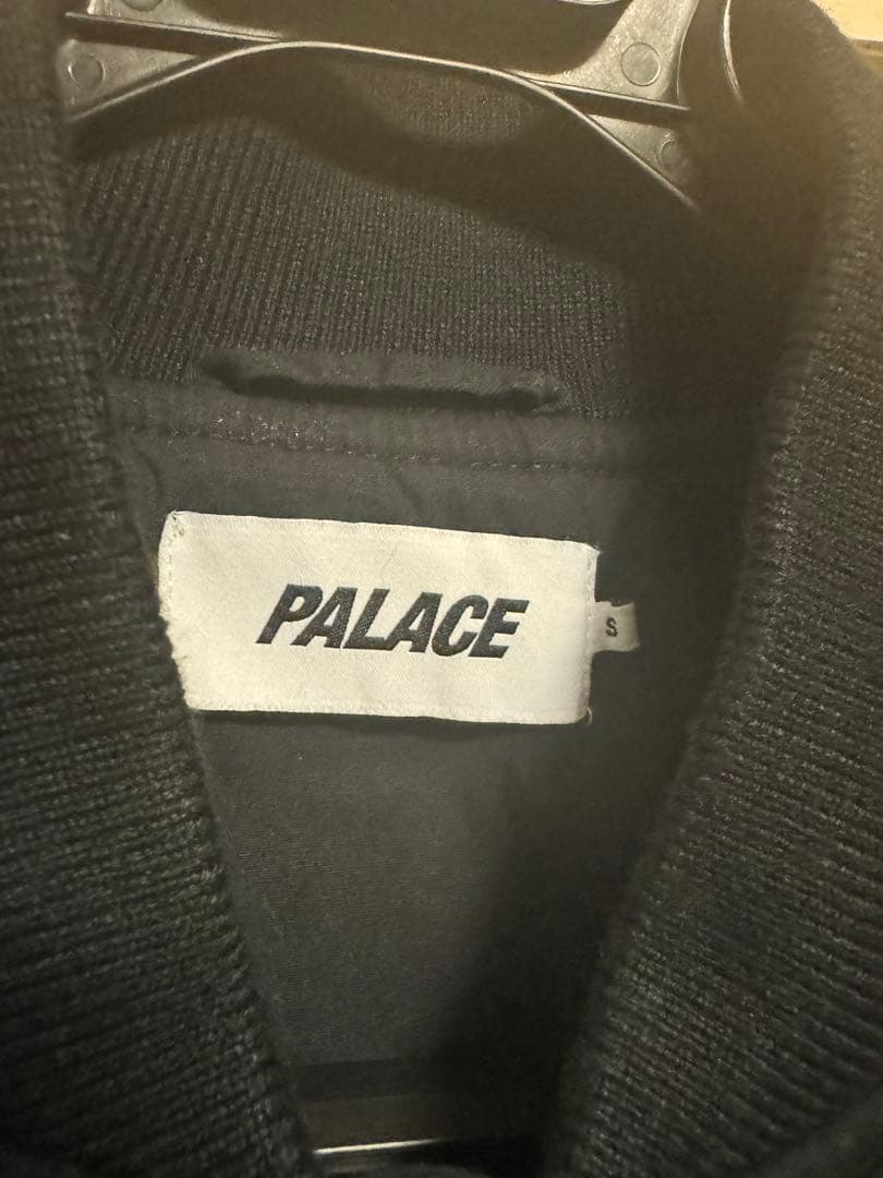 PALACE 24ss D-QUILT BOMBER Black Sサイズ