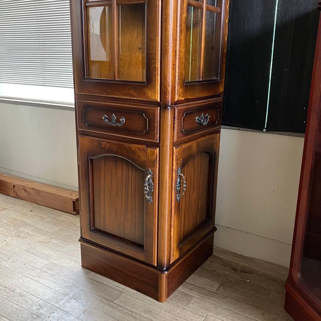希少　オールドカリモク　コロニアル　キュリオケース　食器棚　コーナーキャビネット