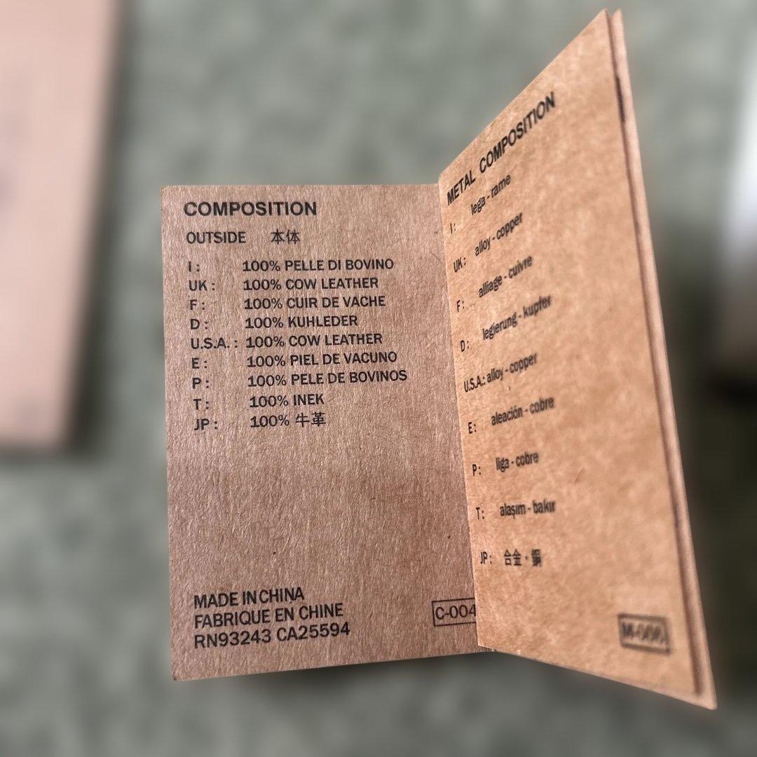 新品　DIESEL 二つ折り財布