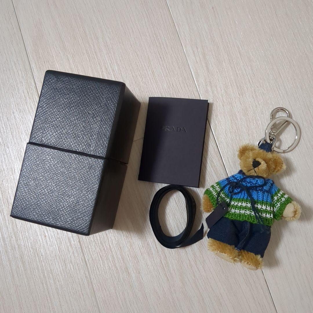 極美品 激レア プラダ PRADA 1ARD67 ベア キーホルダー