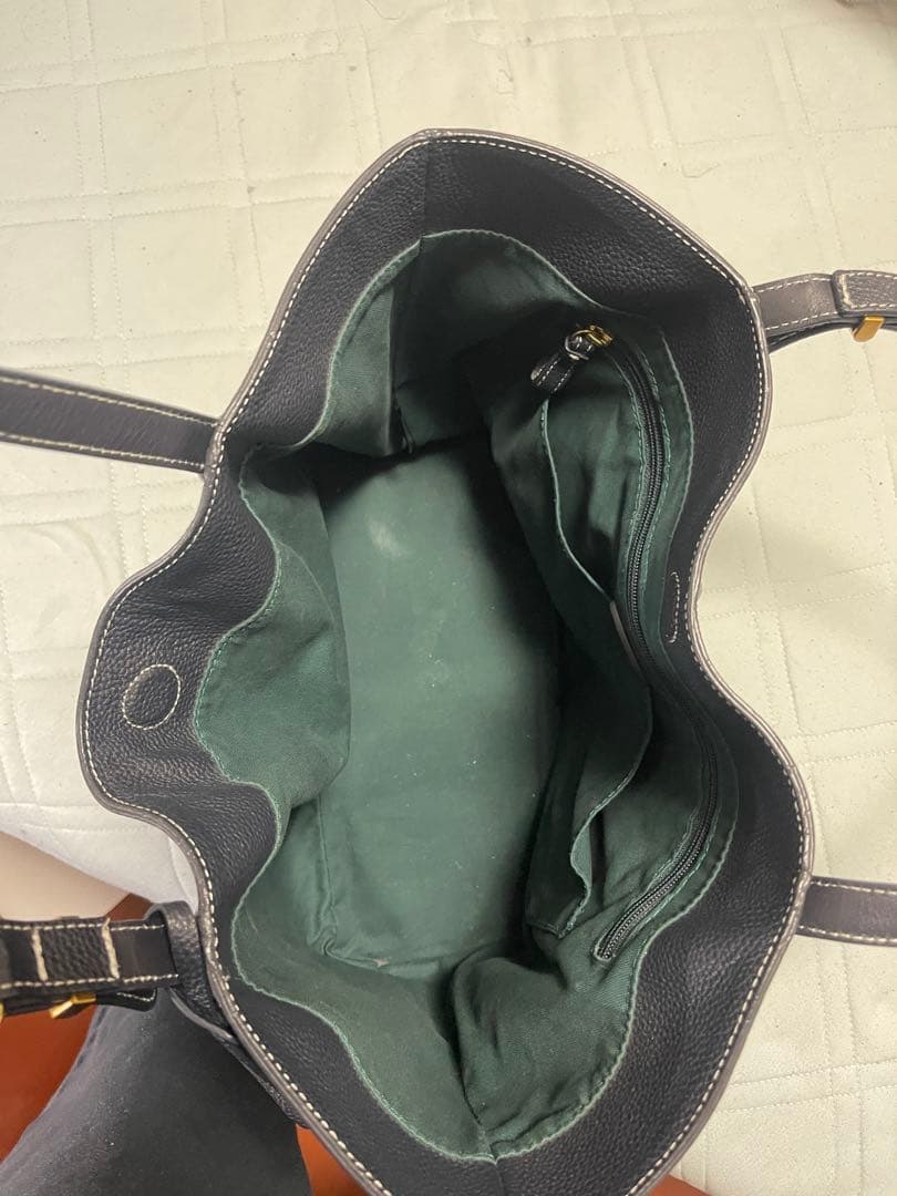 Fetia（フェティア）シュリンクレザー トートバッグ