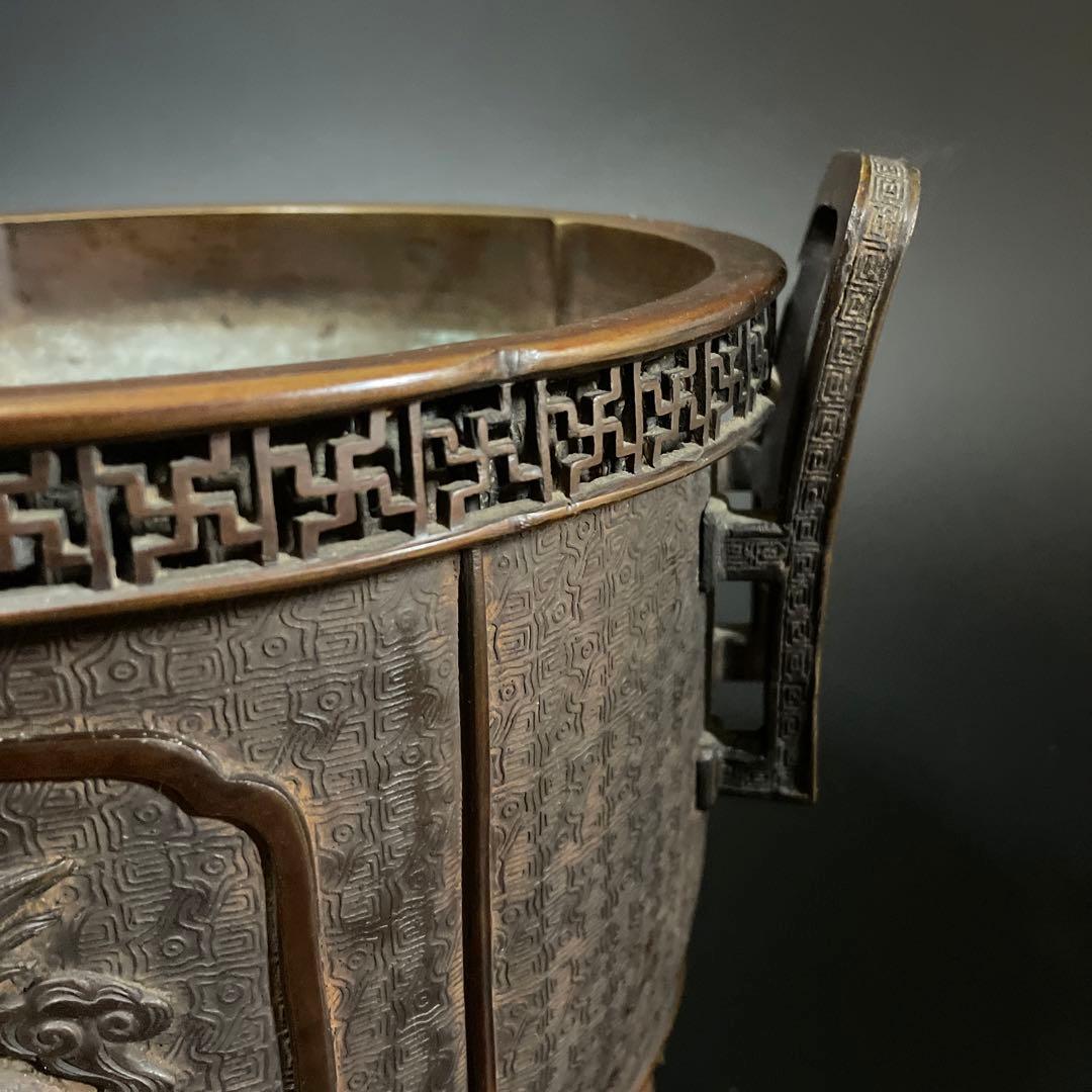 時代物　唐銅　手彫火鉢　大日本文政年整眠鋳　１個