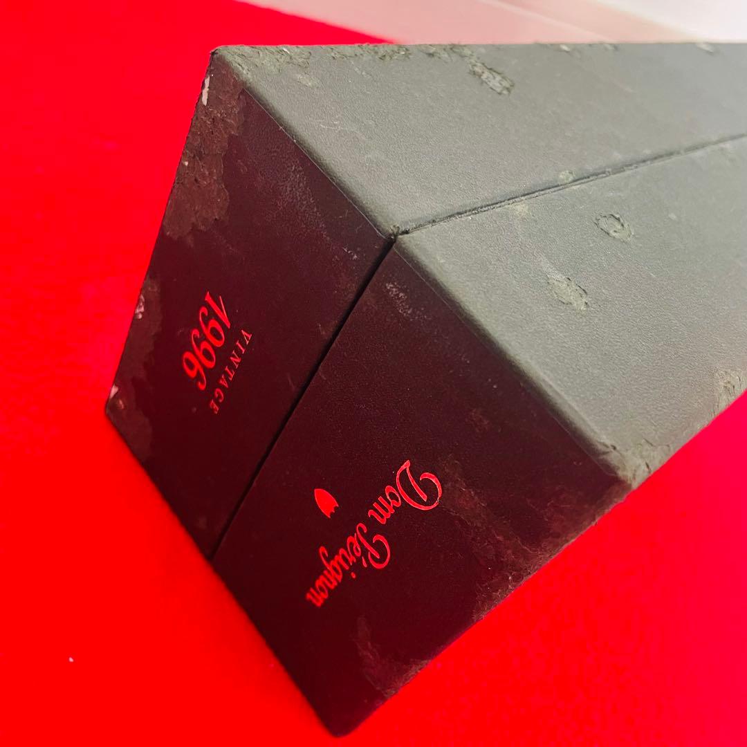 ドンペリニオン1996(箱付き)