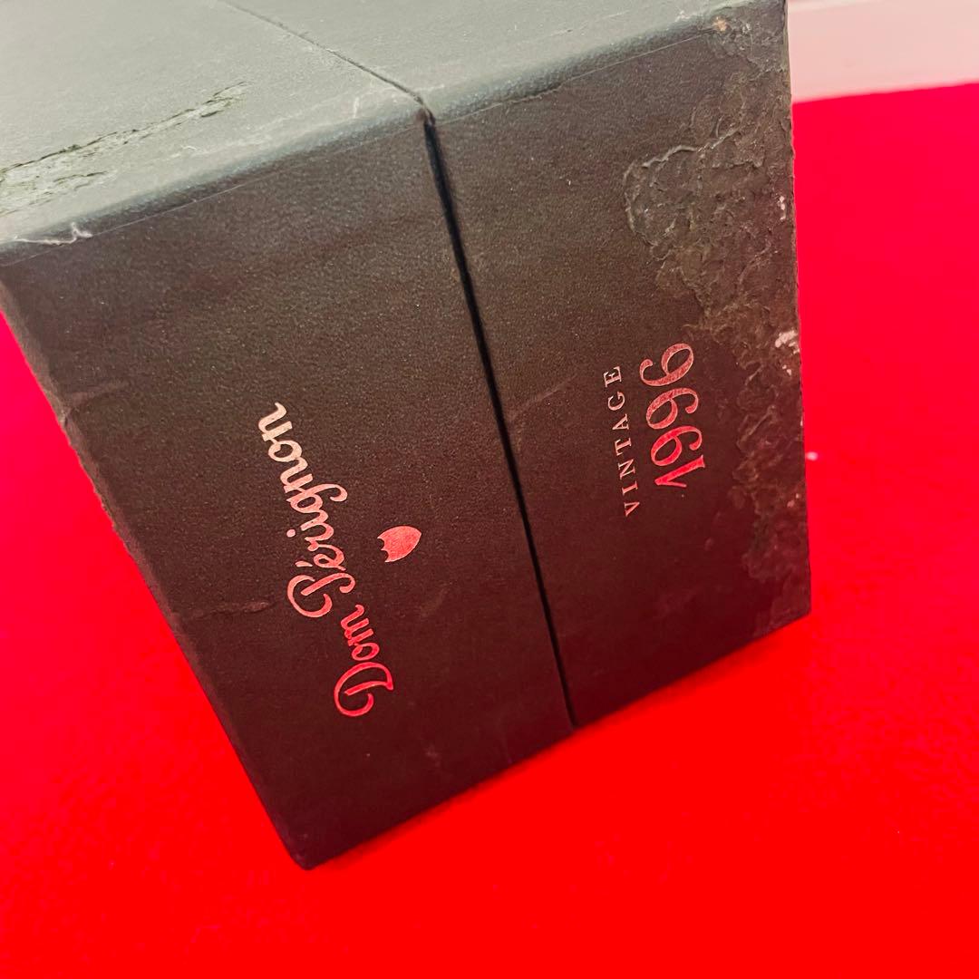 ドンペリニオン1996(箱付き)