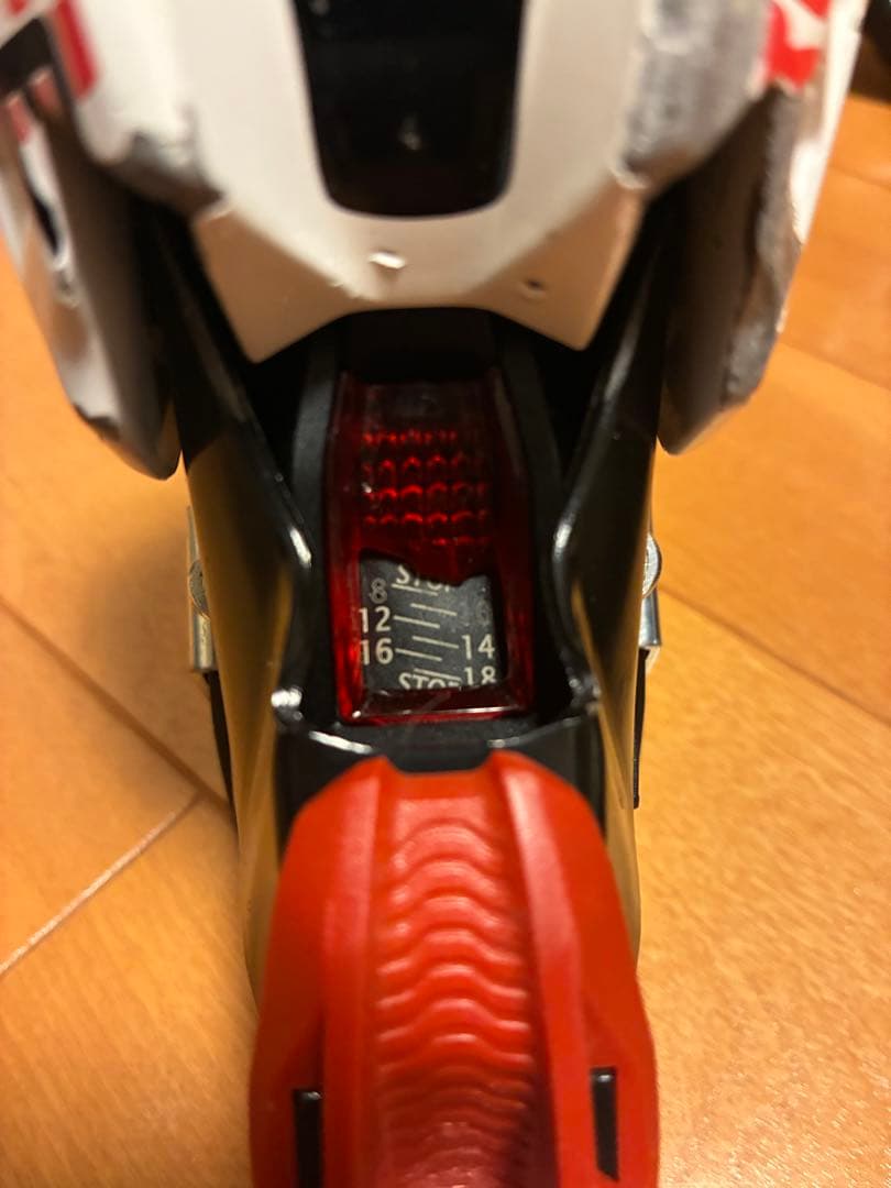 Marker Race 18 ビンディング ホワイト/レッド